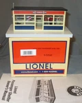 Lionel 52540 Illuminated Legacy Railroad Passenger Shelter O/027 Ga. 2009 Lcca. Fixed Price $38.00.