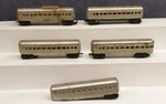 Marx Vintage O Scale Santa Fe Prewar Passenger Cars 5. Fixed Price $107.19.