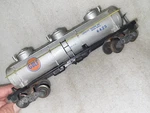 Postwar Lionel Gulf #6425 Tank Car Scale. Fixed Price $9.99.
