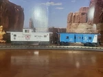 Lionel Gauge Great Northern Bay Window And 32ND National Convention Caboose.... Fixed Price $63.00.