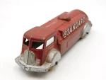 Tootsietoy Reo Tanker Standard 1006 Pr War 1938 Die Cast 1/40 15CM. Fixed Price $51.52.