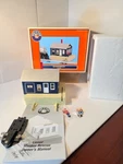 Lionel 6-24154 Maiden Rescue Building Gauge Figures Manual Contactor Tested Ob. Fixed Price $54.99.