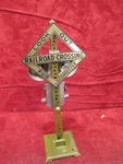 Nice Lionel #69 Electric Bell Ringing Rail Road Crossing Signal, Green Works. Fixed Price $24.95.