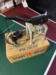 Lionel 282 Vintage Bucyrus Erie Remote Control Portal Gantry Crane W/ Box. Fixed Price $105.00.