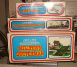 Ho Life-like. Lot Of 3. Rr Shanty, 2 Crossings.. Fixed Price $24.00.