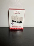Hallmark 2017 Keepsake Ornament Lionel 3472 Automatic Refrigerated Milk Car New. Fixed Price $13.00.