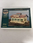 Ertl Collectibles U/a "farm Fresh Warehouse" Plastic Model Kit #2990. Fixed Price $29.95.