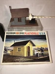 Plasticville 1816 Bachmann O/s Watchman's Shanty Kit Train Yard Building. Fixed Price $12.95.