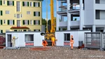 Building Container With Led Lighting And Fences Ho/oo Gauge Kibri 38626. Fixed Price $59.91.