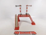 Gauge Metal Transition Bridge With Signals Made In Germany #DS955-0.5. Fixed Price $62.18.