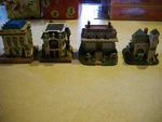Liberty Falls Collection/international Resources/villa Lot Of 4 Mini Shop No Box. Fixed Price $15.99.