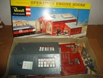 Revell 1959 Operating Engine House Model Kit Unbuilt T-9028 " Open Box L1295. Fixed Price $17.95.