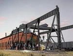 Walthers Overhead Traveling Crane Kit 12-3/16 X 8-5/8'' Ho Scale Model. Fixed Price $21.89.