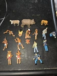 Woodland Scenics Scene-a-rama Setters Civil War Soldiers & Native American. Fixed Price $15.00.