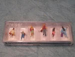 Preiser #10476 Pedestrians -- School Children PKG(6). Fixed Price $20.39.