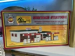Ahm Masterpiece Series Exxon Service Station Lighted Ho Scale 15503 Sealed Box. Fixed Price $67.50.